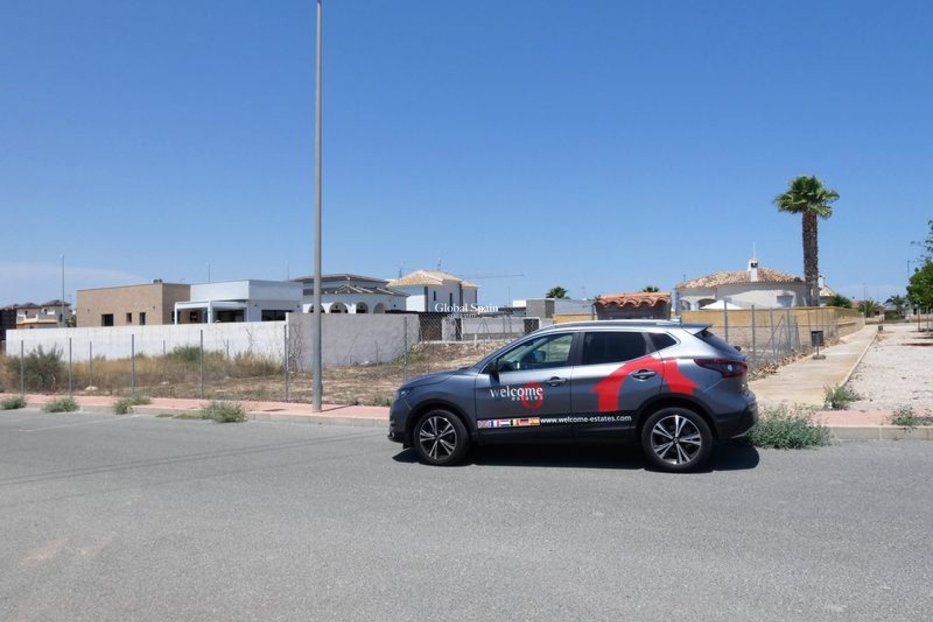 Revente - PARCELLE DE TERRAIN -
LA MARINA - Costa Blanca