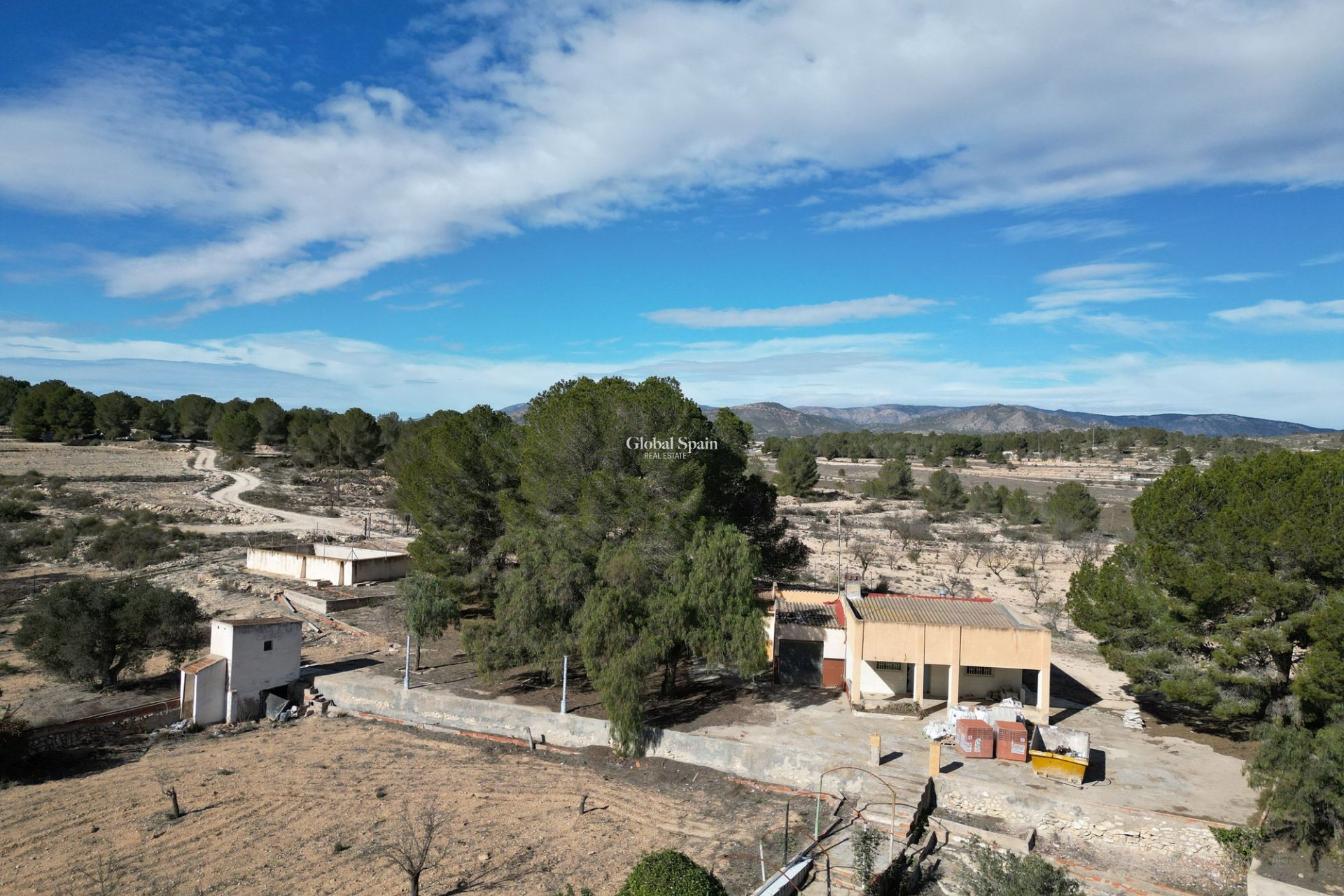 Revente - PARCELLE DE TERRAIN -
MONÓVAR - Monovar