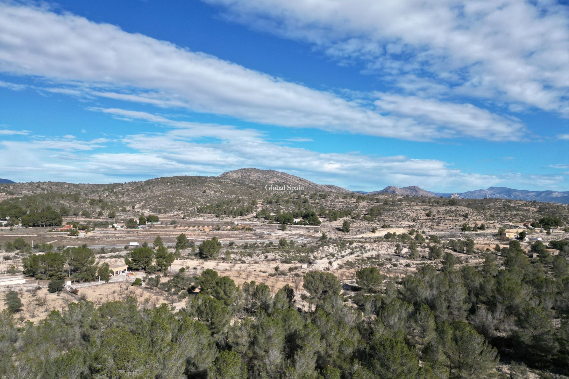 Revente - PARCELLE DE TERRAIN -
MONÓVAR - Monovar