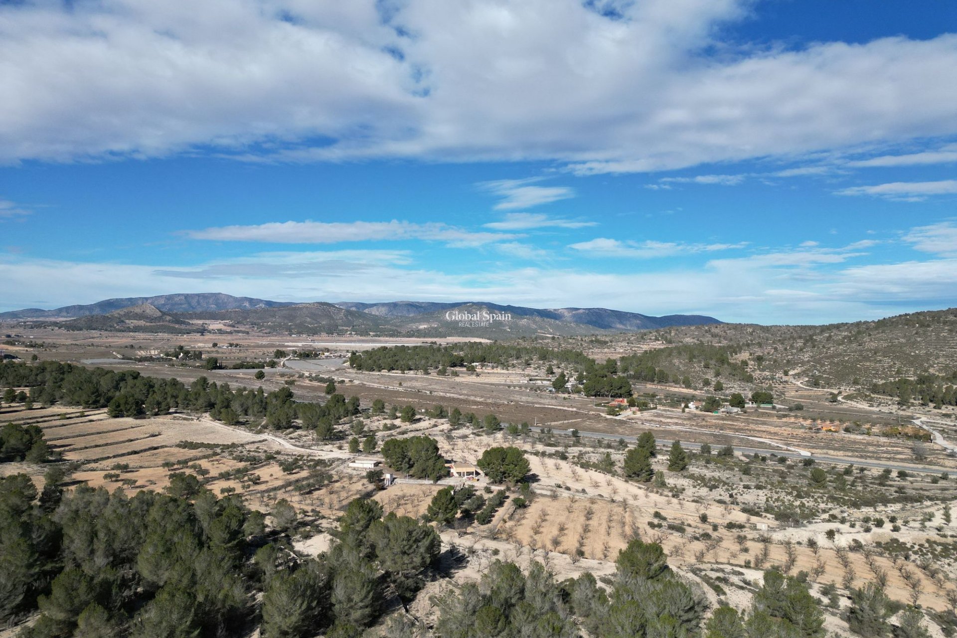 Revente - PARCELLE DE TERRAIN -
MONÓVAR - Monovar