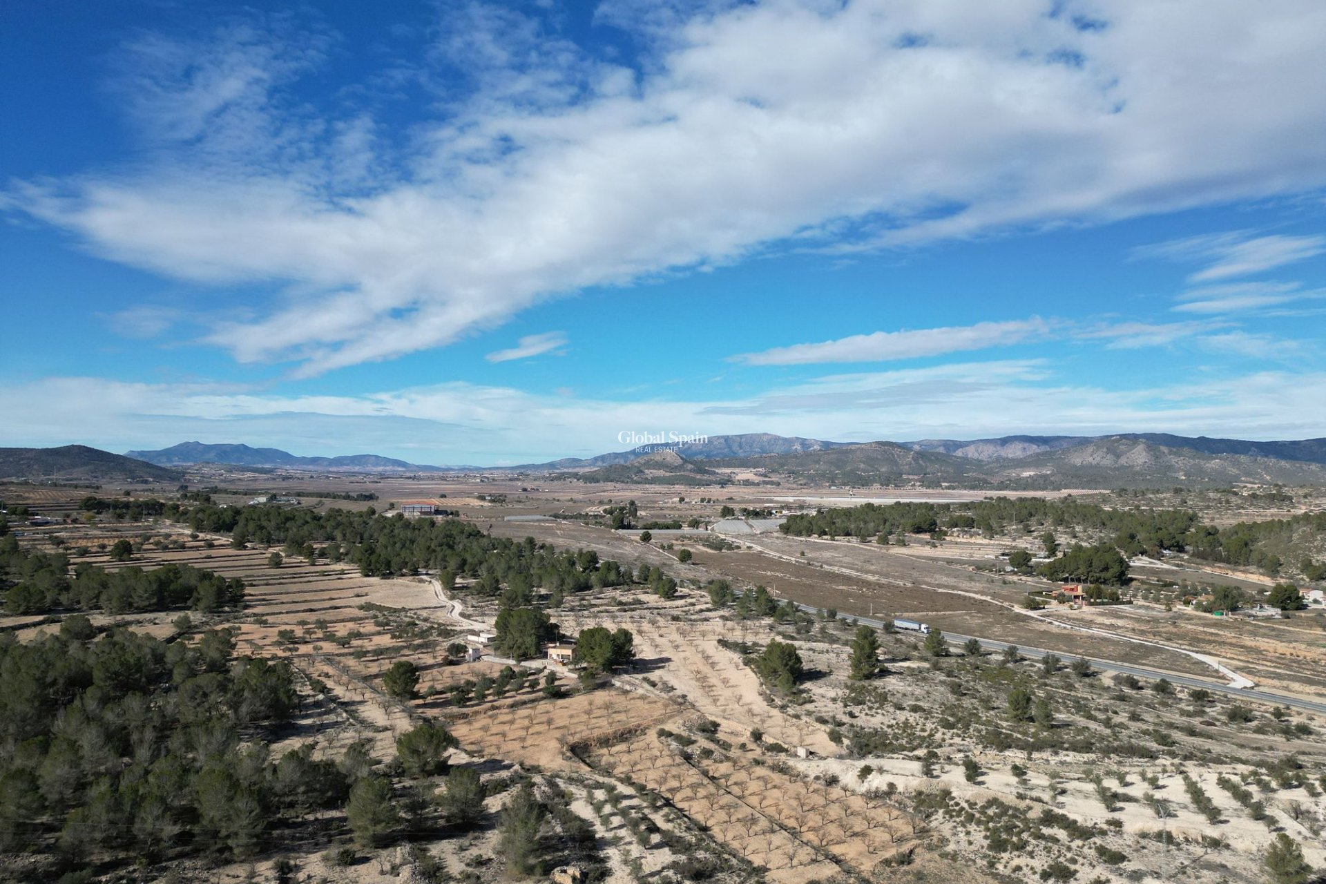Revente - PARCELLE DE TERRAIN -
MONÓVAR - Monovar