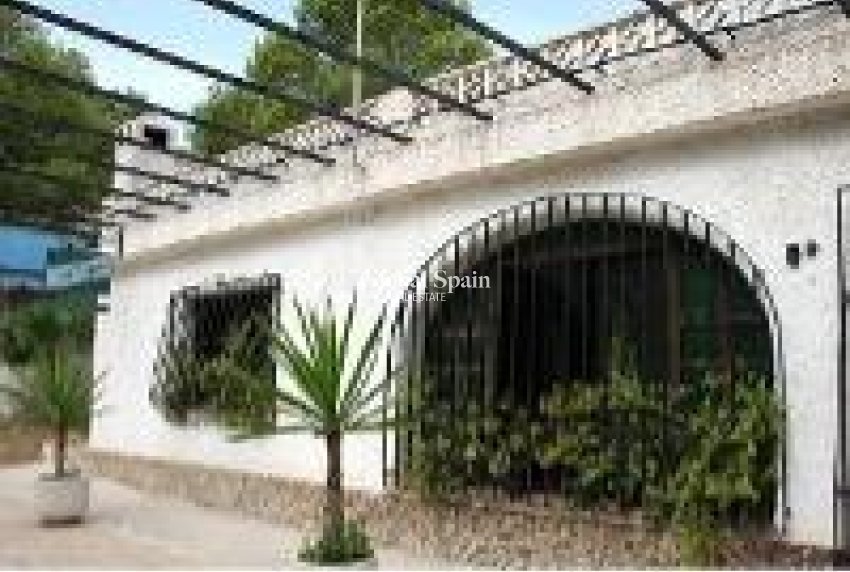 Revente - PARCELLE DE TERRAIN -
ORIHUELA - Desamparados-hurchillo-torremendo