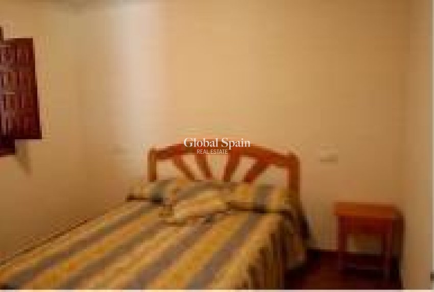 Revente - PARCELLE DE TERRAIN -
ORIHUELA - Desamparados-hurchillo-torremendo