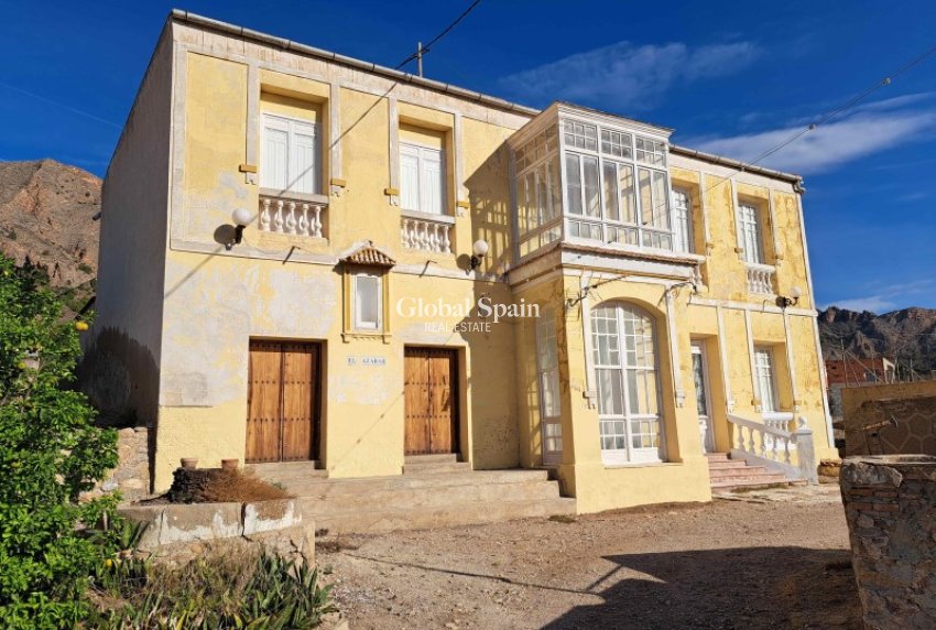 Revente - PARCELLE DE TERRAIN -
ORIHUELA - Inland