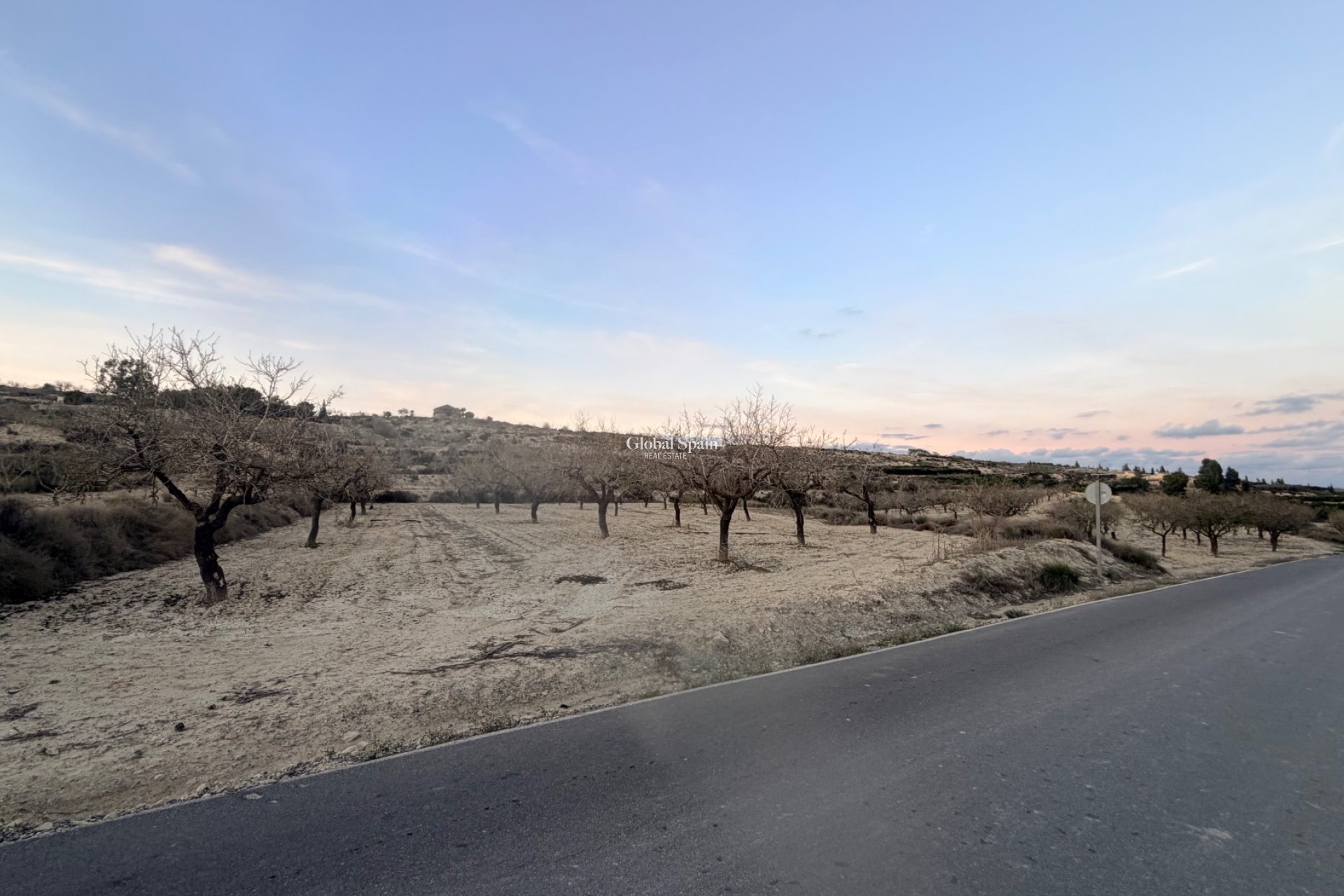 Revente - PARCELLE DE TERRAIN -
Torremendo - Costa Blanca