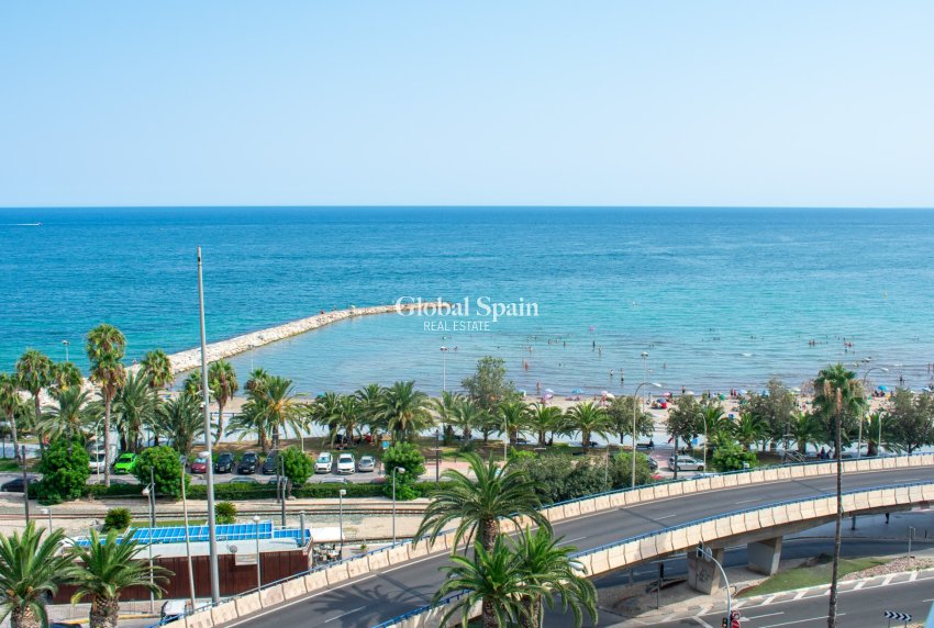 Revente - PENTHOUSE -
ALICANTE - Casco antiguo