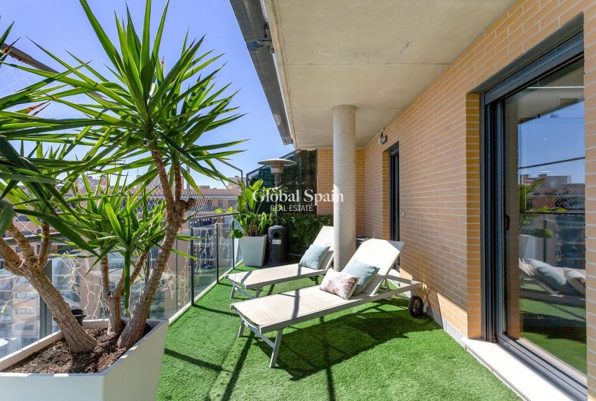 Revente - PENTHOUSE -
ALICANTE - Pau 5