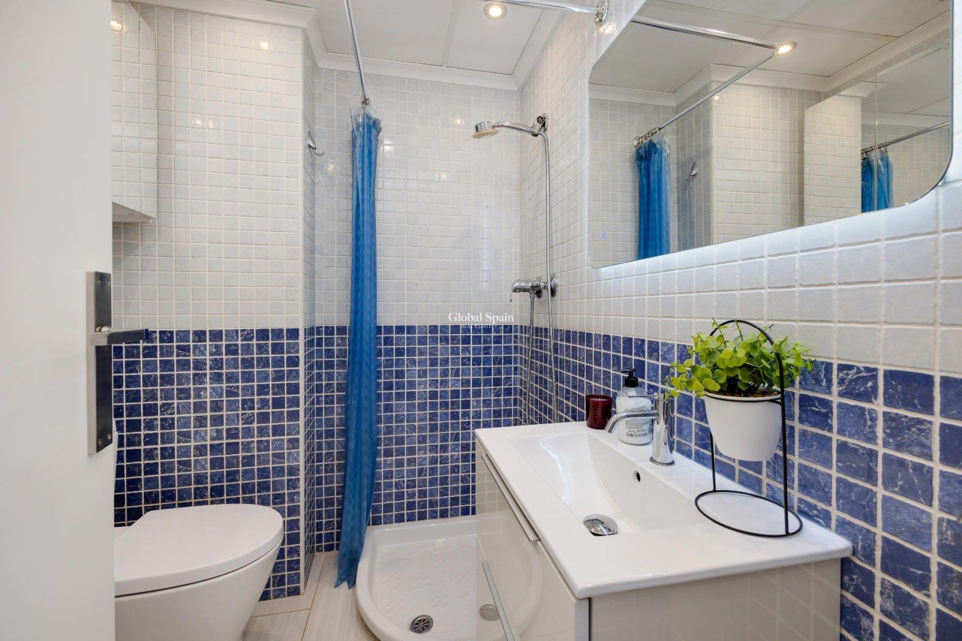 Revente - PENTHOUSE -
ALMORADÍ - Parque De La U