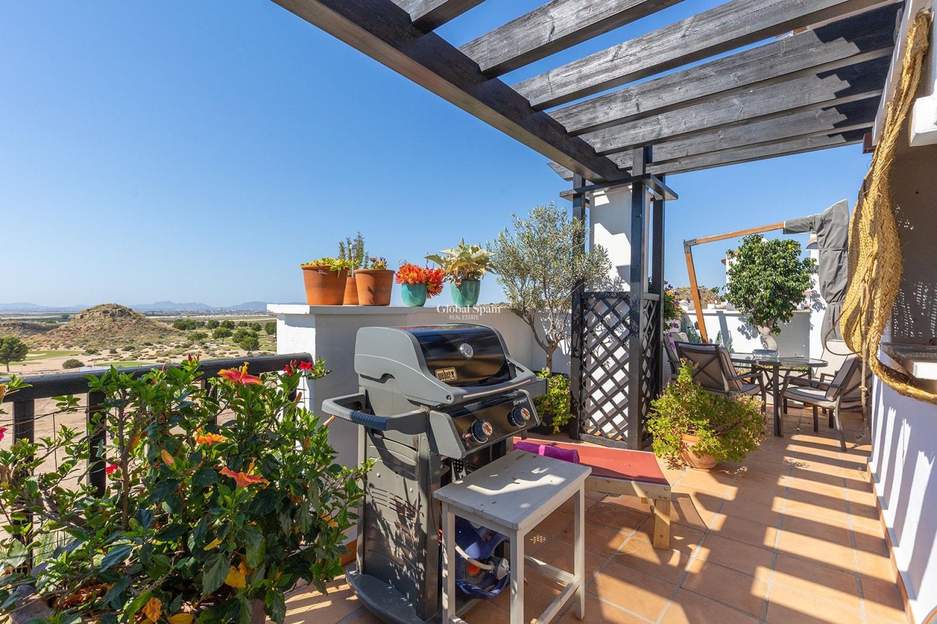 Revente - PENTHOUSE -
BAÑOS Y MENDIGO - El Valle Golf Resort