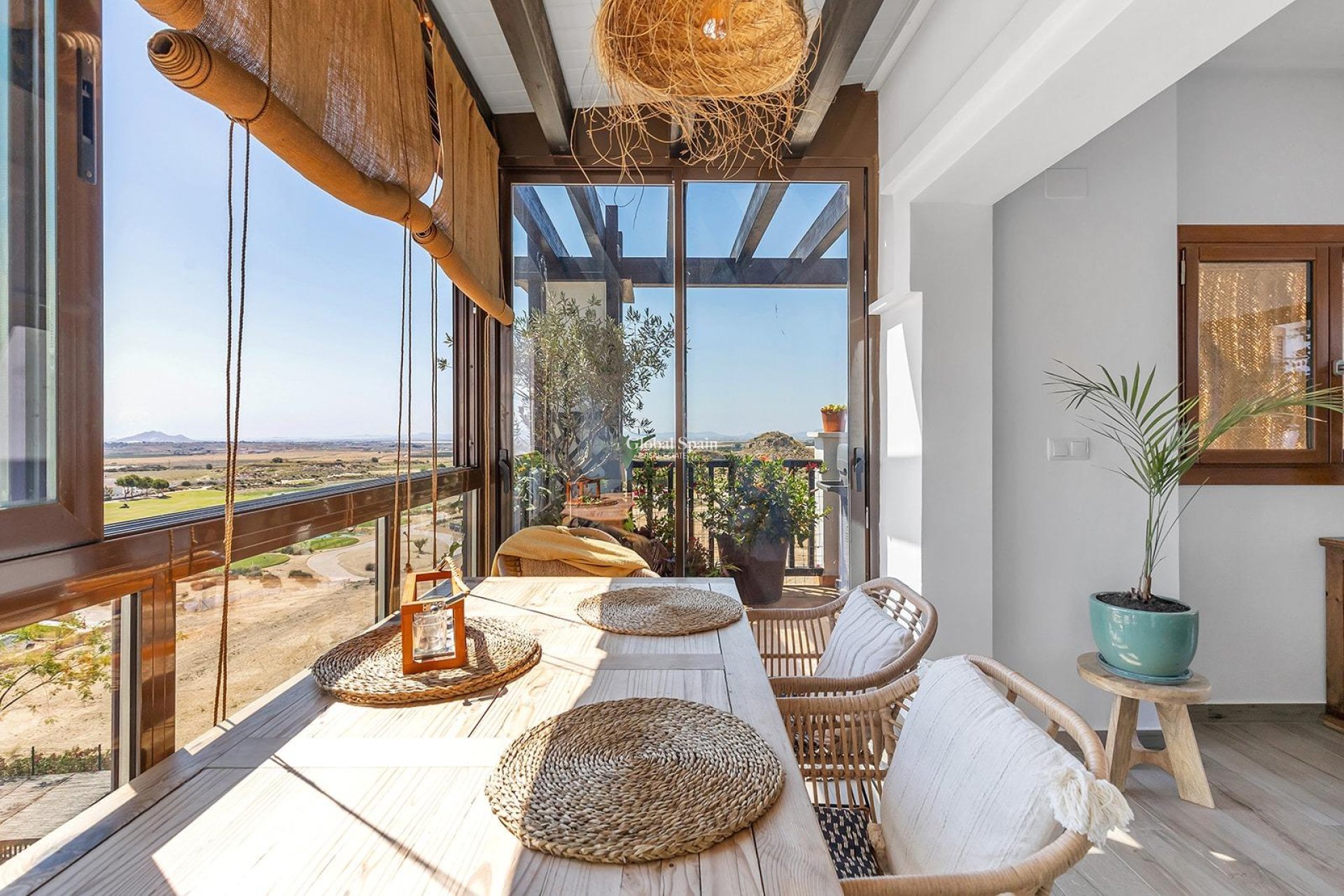 Revente - PENTHOUSE -
BAÑOS Y MENDIGO - El Valle Golf Resort