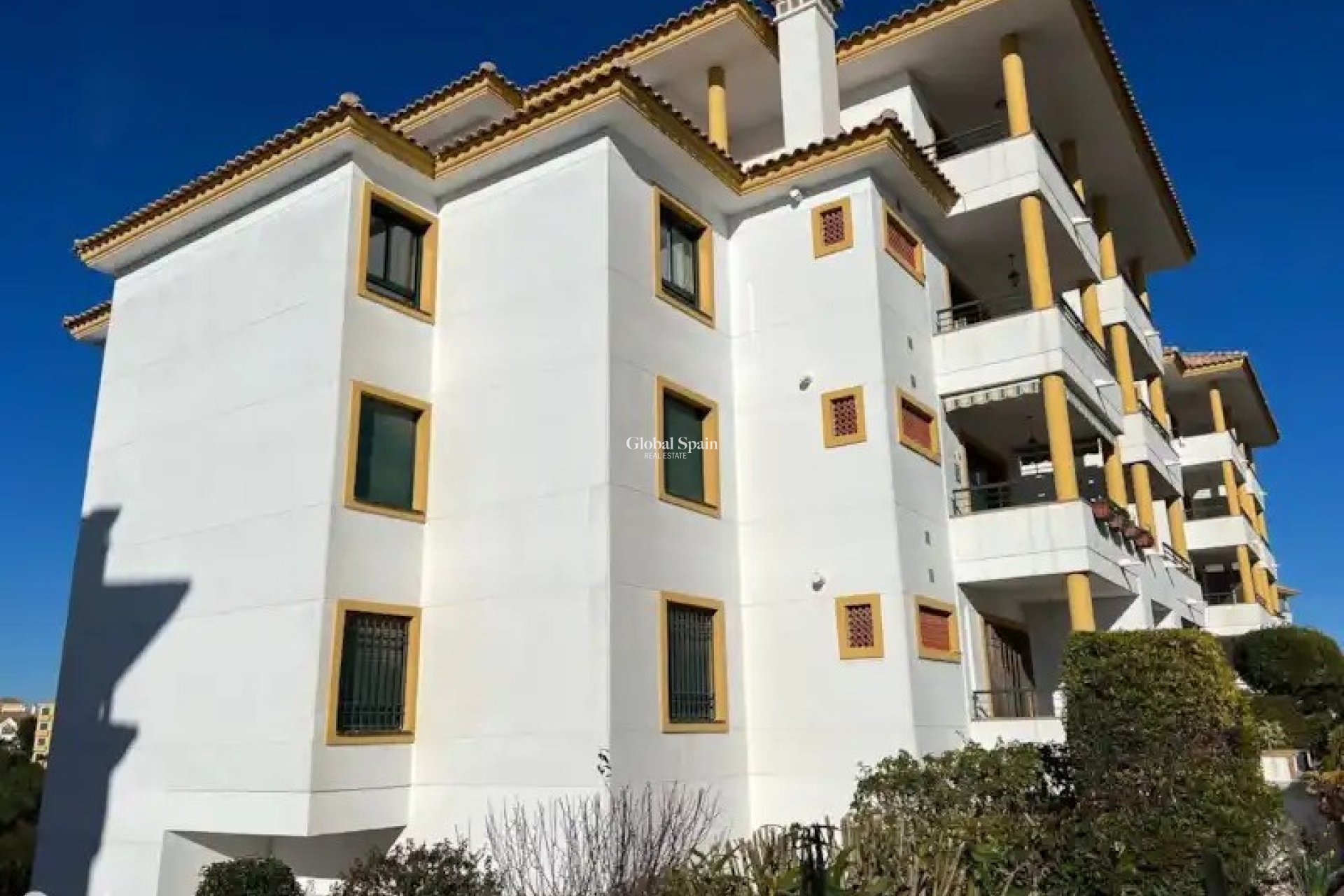 Revente - PENTHOUSE -
CAMPOAMOR - Inland