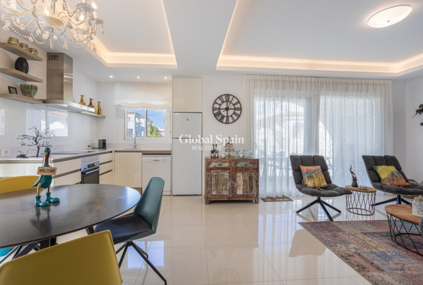 Revente - PENTHOUSE -
CIUDAD QUESADA - Quesada