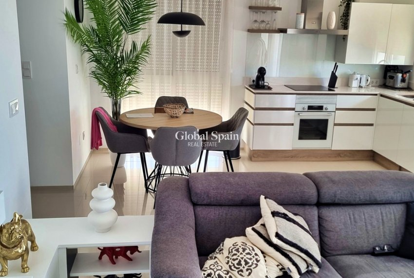 Revente - PENTHOUSE -
CIUDAD QUESADA