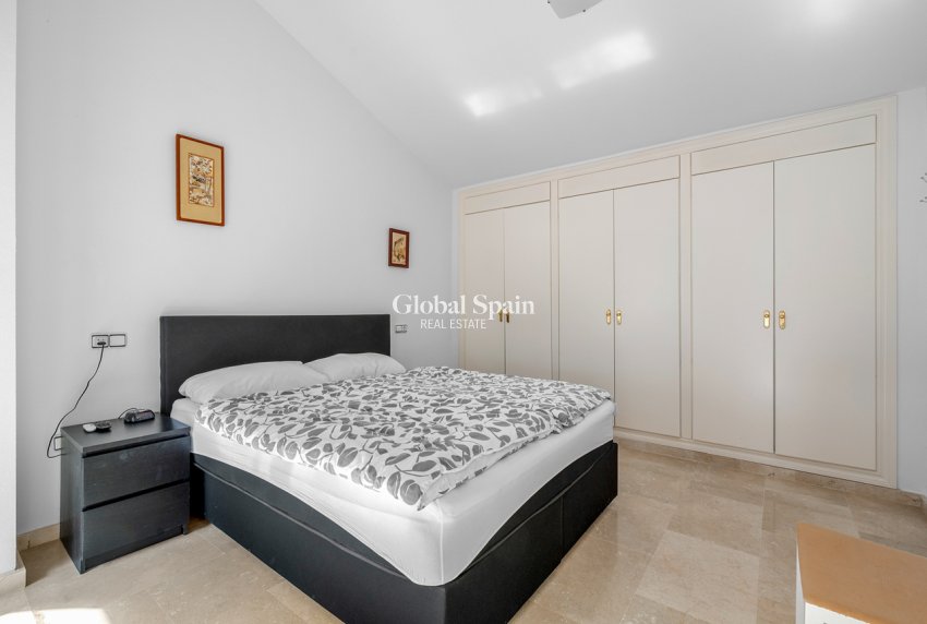 Revente - PENTHOUSE -
DEHESA DE CAMPOAMOR - Costa Blanca