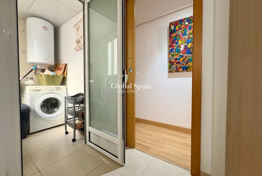 Revente - PENTHOUSE -
DENIA - Center