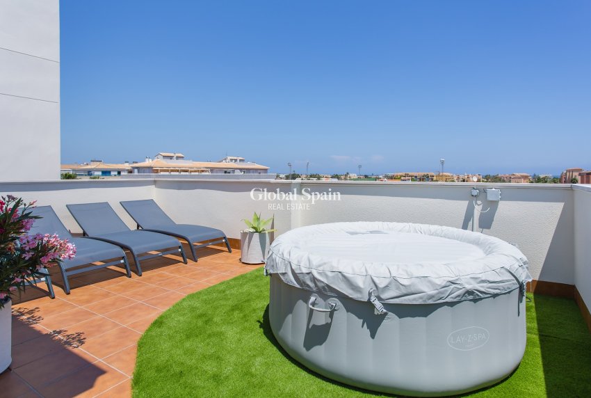 Revente - PENTHOUSE -
DENIA - Center