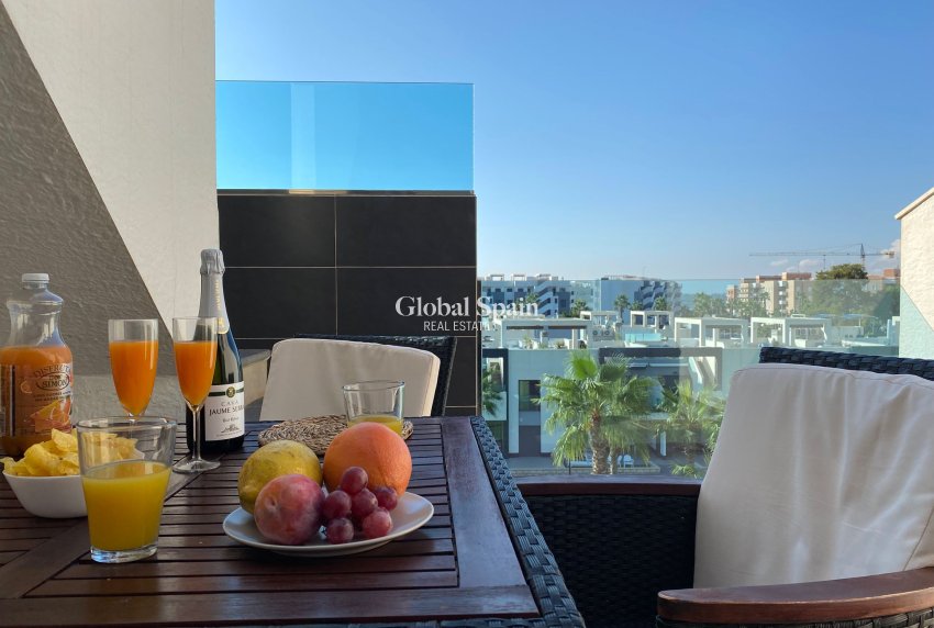 Revente - PENTHOUSE -
EL RASO - Costa Blanca