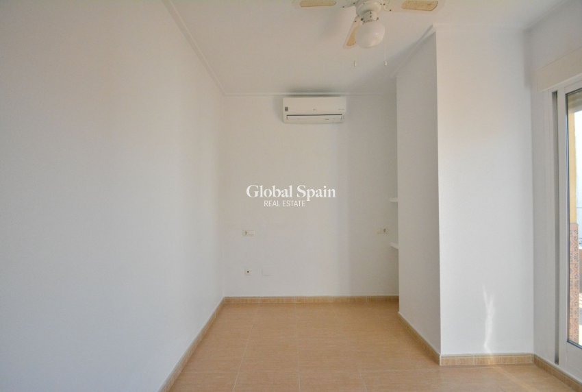 Revente - PENTHOUSE -
GUARDAMAR DEL SEGURA - Costa Blanca