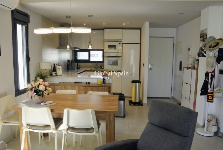 Revente - PENTHOUSE -
GUARDAMAR DEL SEGURA - Costa Blanca