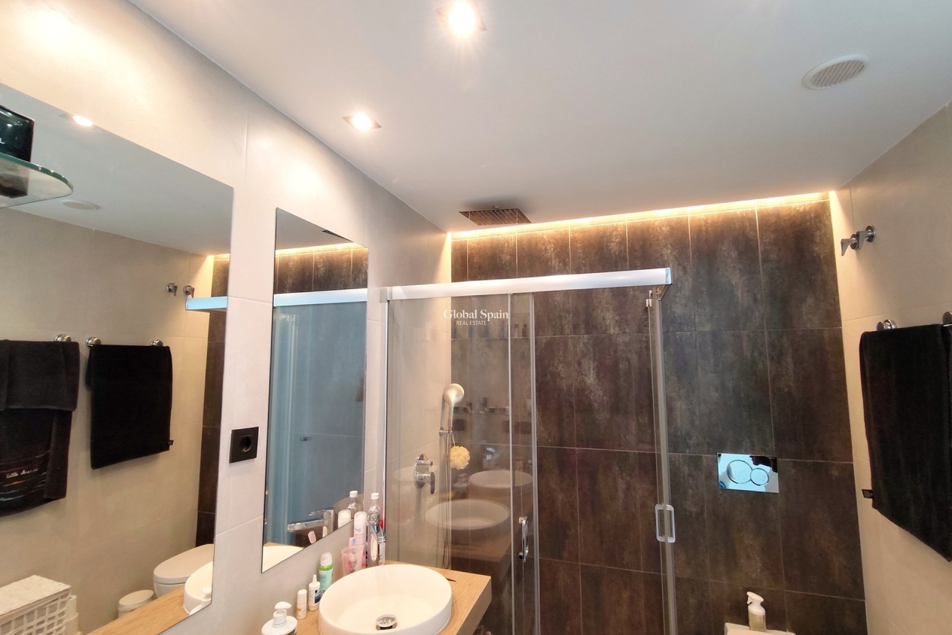 Revente - PENTHOUSE -
GUARDAMAR DEL SEGURA - Costa Blanca