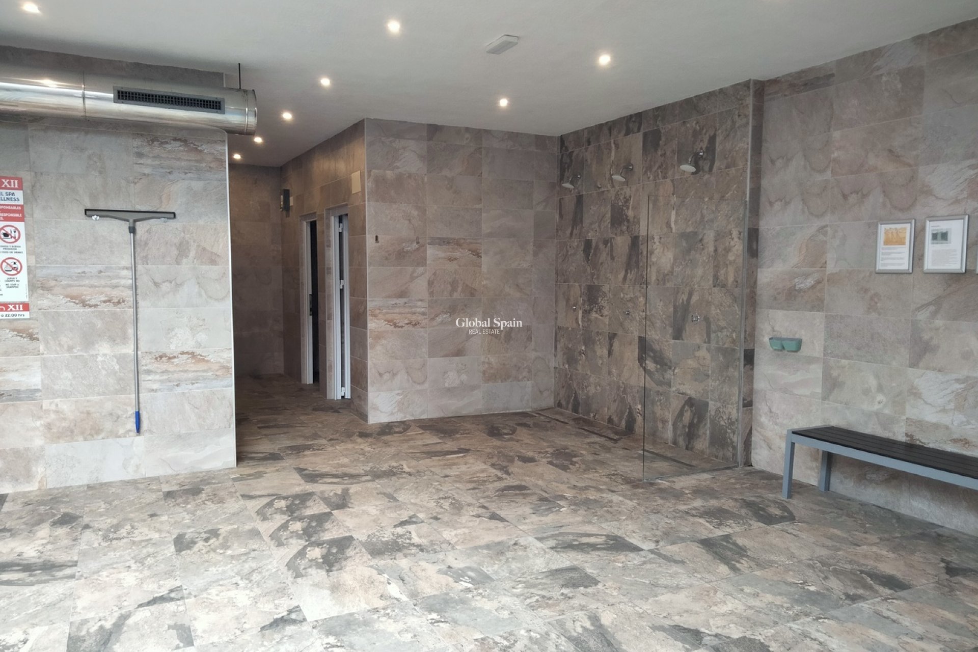 Revente - PENTHOUSE -
GUARDAMAR DEL SEGURA - Costa Blanca