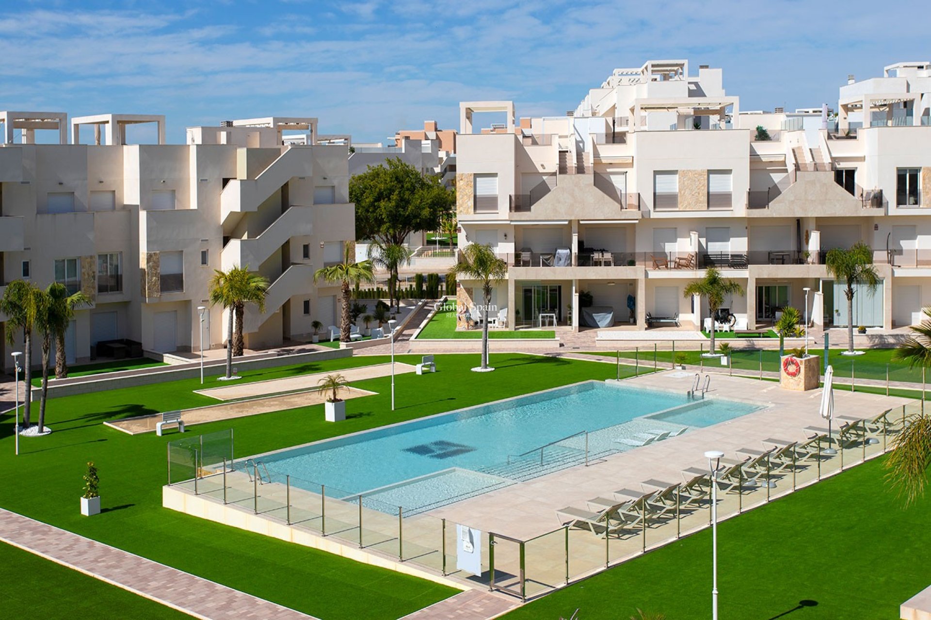 Revente - PENTHOUSE -
GUARDAMAR DEL SEGURA - EL RASO