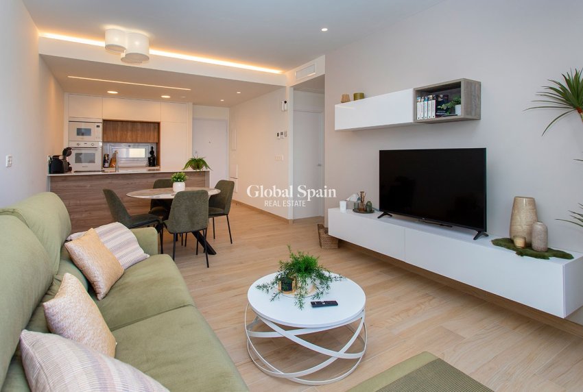 Revente - PENTHOUSE -
GUARDAMAR DEL SEGURA - EL RASO