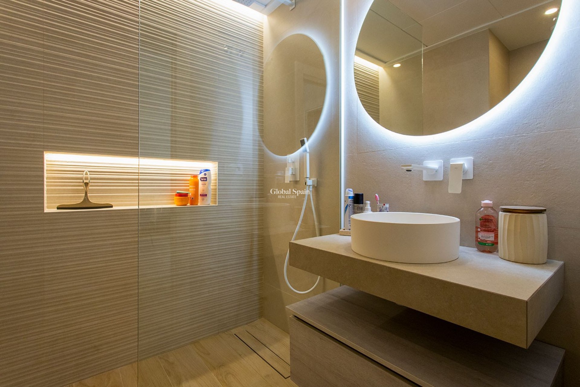 Revente - PENTHOUSE -
GUARDAMAR DEL SEGURA - EL RASO