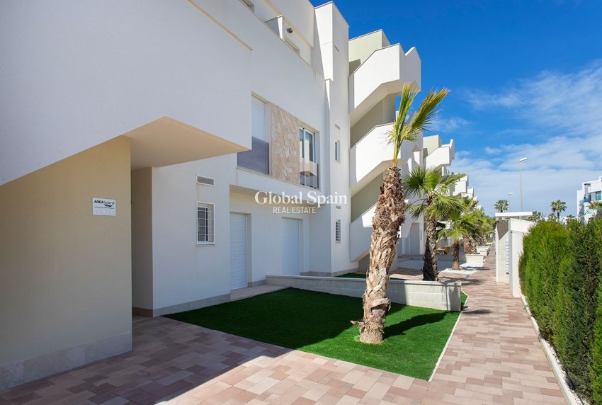 Revente - PENTHOUSE -
GUARDAMAR DEL SEGURA - EL RASO