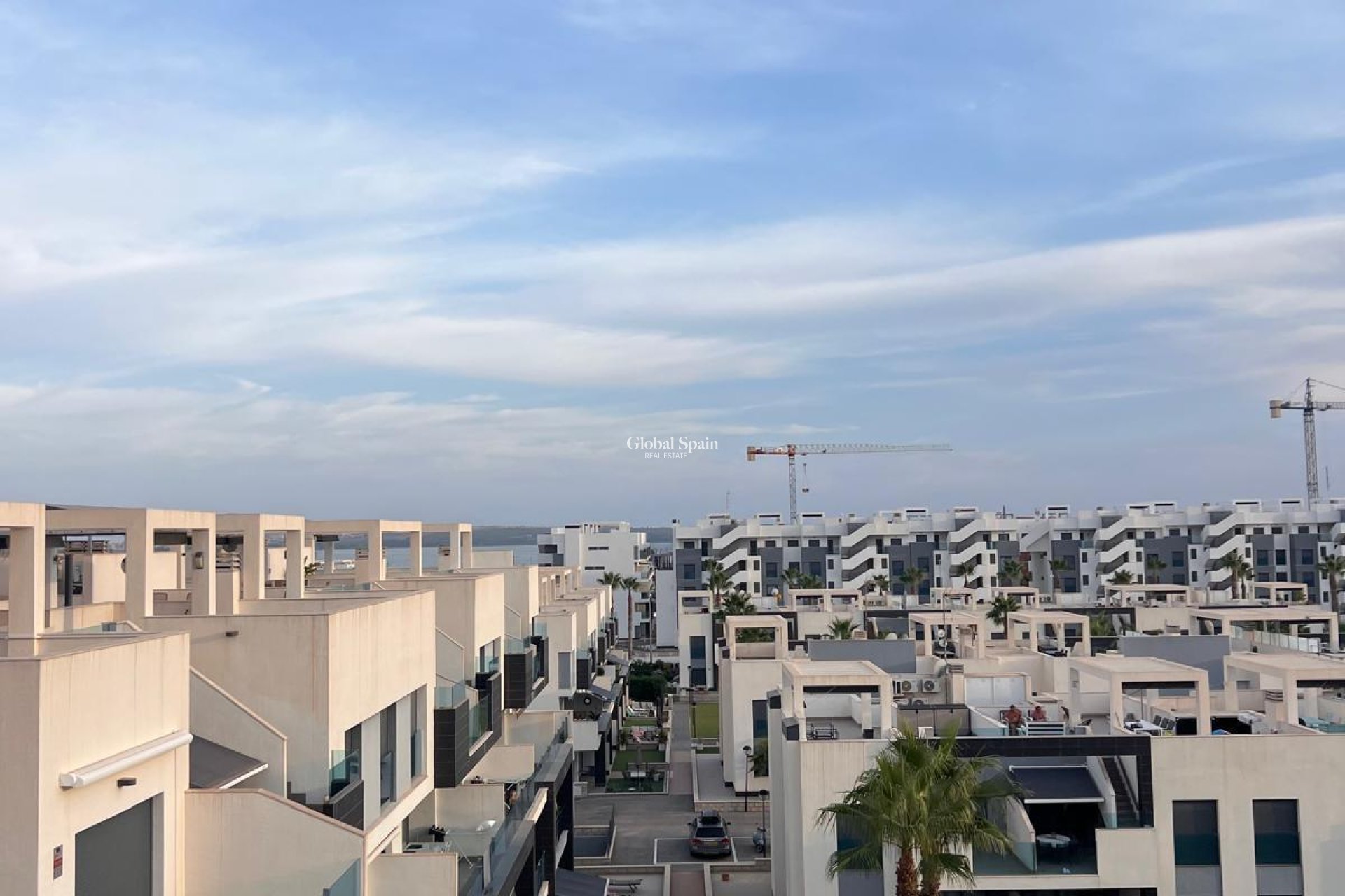 Revente - PENTHOUSE -
GUARDAMAR DEL SEGURA - EL RASO