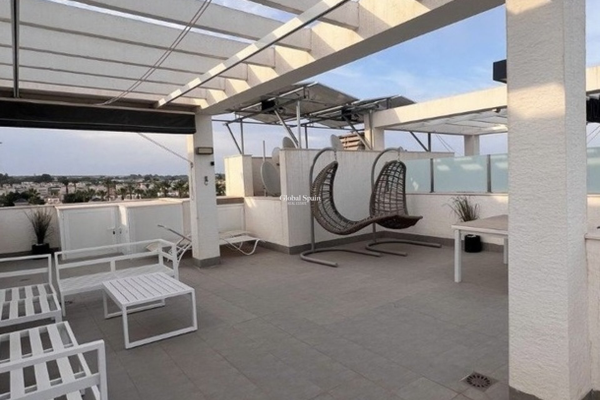 Revente - PENTHOUSE -
GUARDAMAR DEL SEGURA - EL RASO