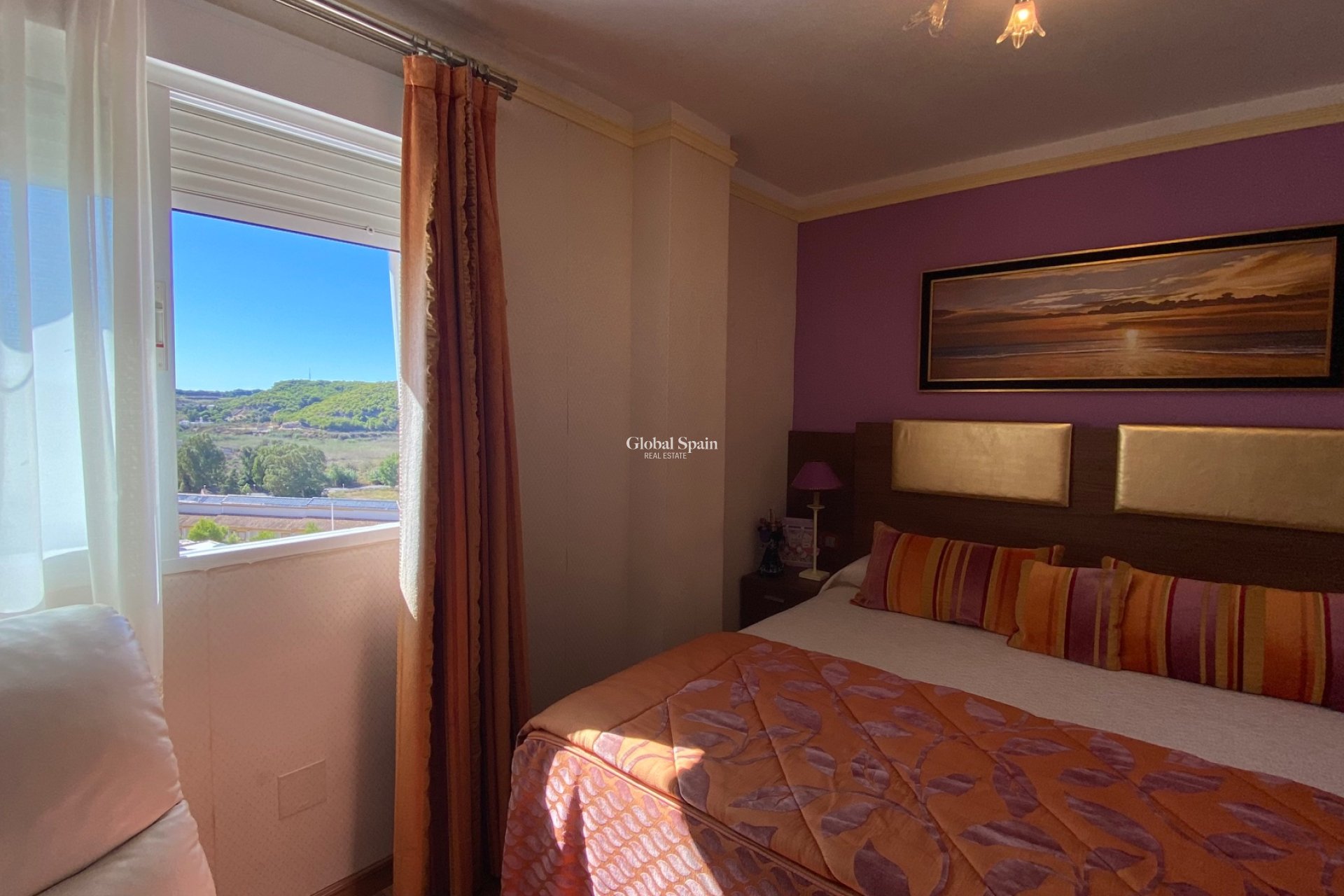 Revente - PENTHOUSE -
GUARDAMAR DEL SEGURA