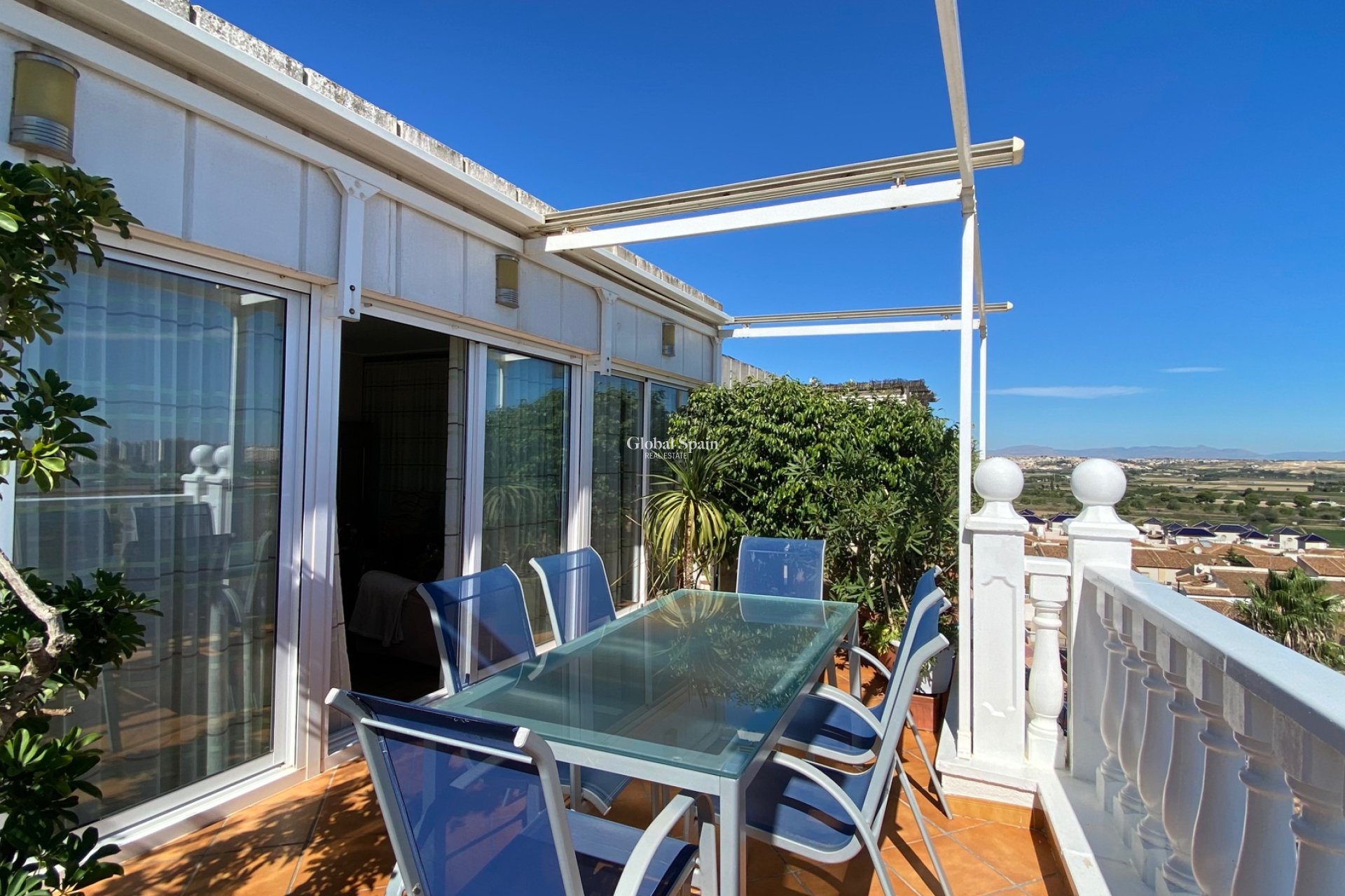 Revente - Penthouse -
GUARDAMAR DEL SEGURA