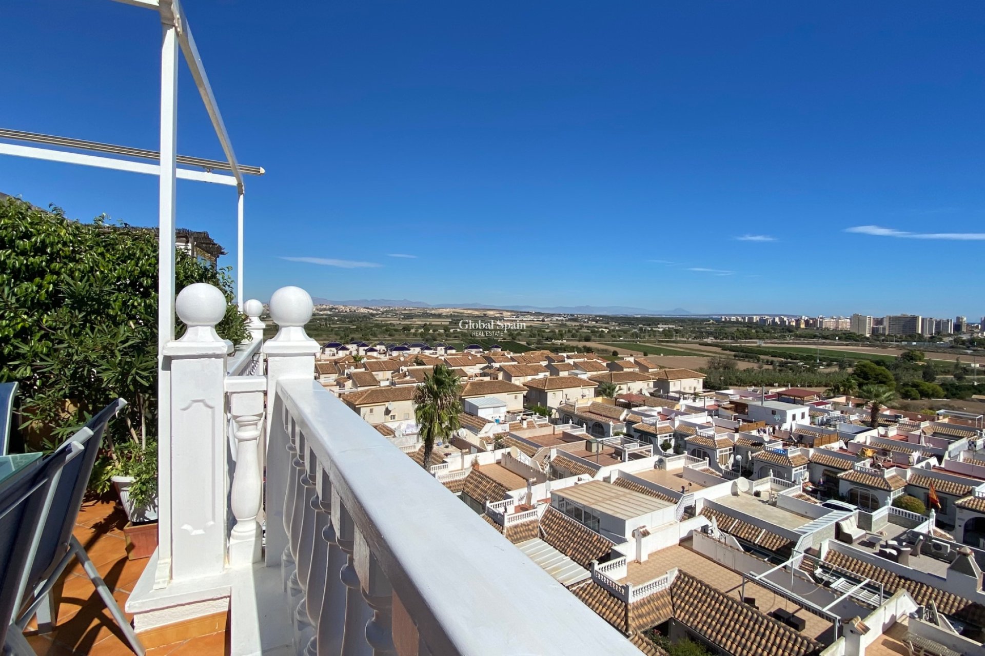 Revente - Penthouse -
GUARDAMAR DEL SEGURA