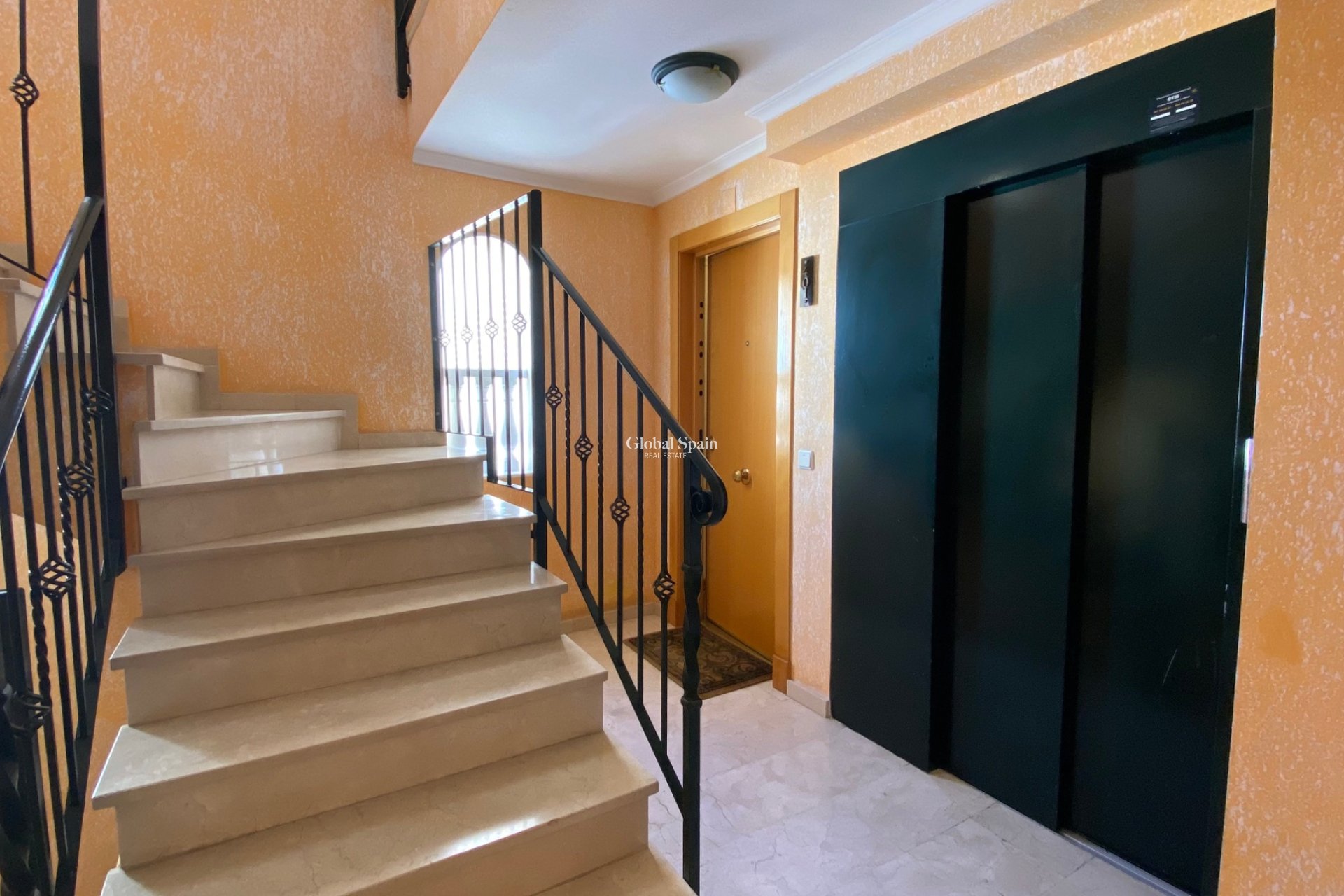 Revente - Penthouse -
GUARDAMAR DEL SEGURA