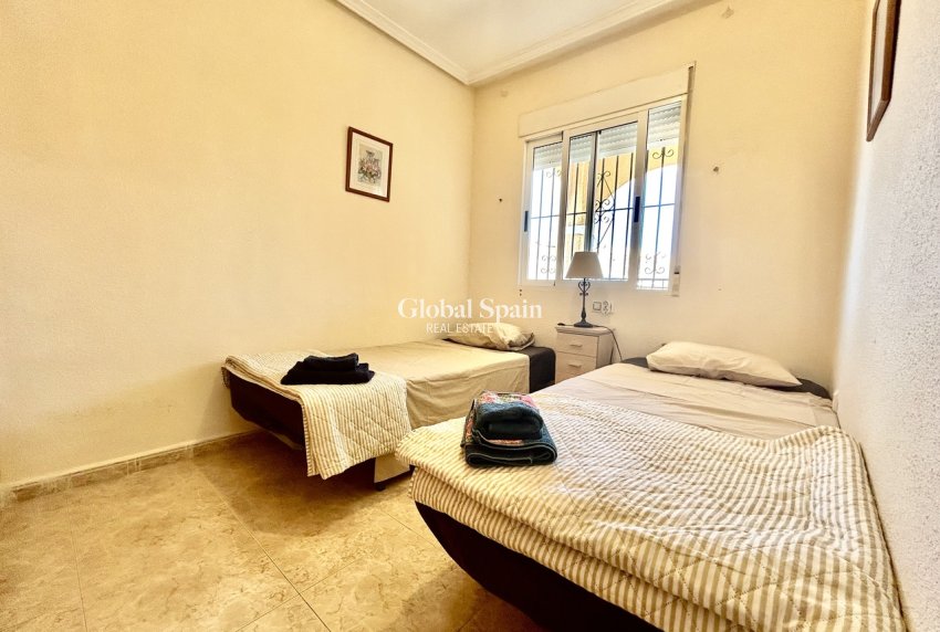 Revente - PENTHOUSE -
LA ZENIA - Costa Blanca