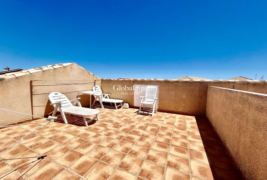 Revente - PENTHOUSE -
LA ZENIA - Costa Blanca