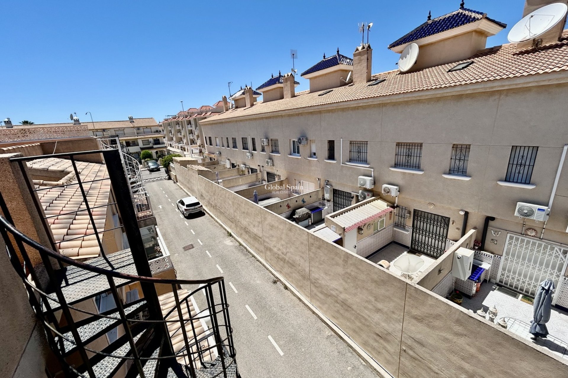Revente - PENTHOUSE -
LA ZENIA - Costa Blanca