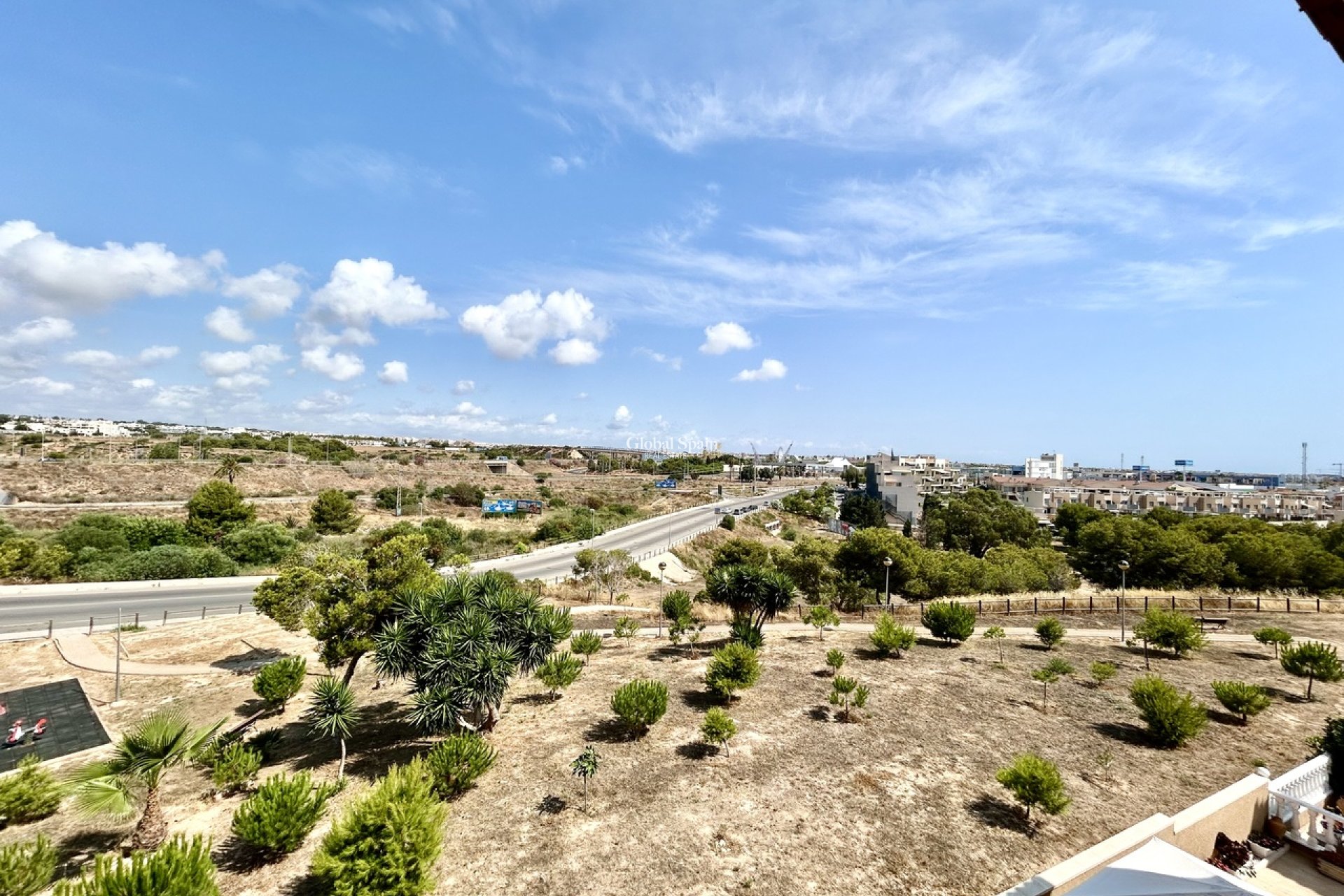 Revente - PENTHOUSE -
LA ZENIA - Costa Blanca