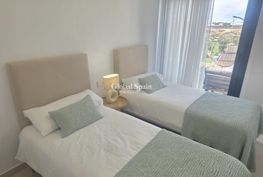 Revente - PENTHOUSE -
LO ROMERO GOLF - Inland