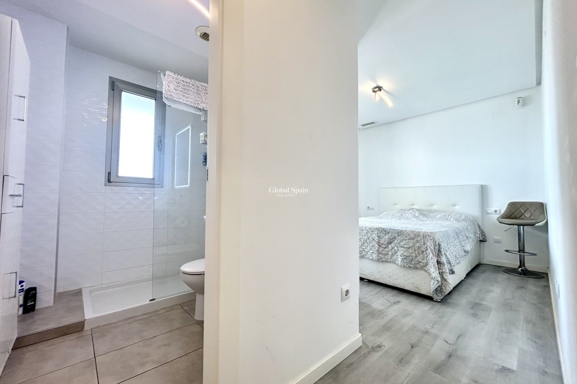 Revente - PENTHOUSE -
LOS DOLSES - Inland