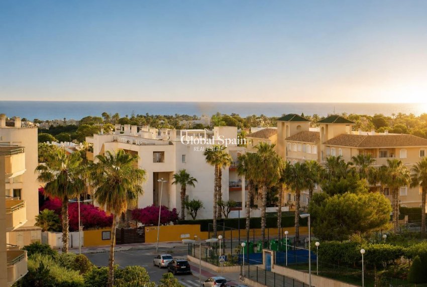 Revente - PENTHOUSE -
ORIHUELA COSTA - CABO ROIG