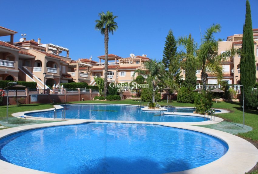 Revente - PENTHOUSE -
ORIHUELA COSTA - Costa Blanca