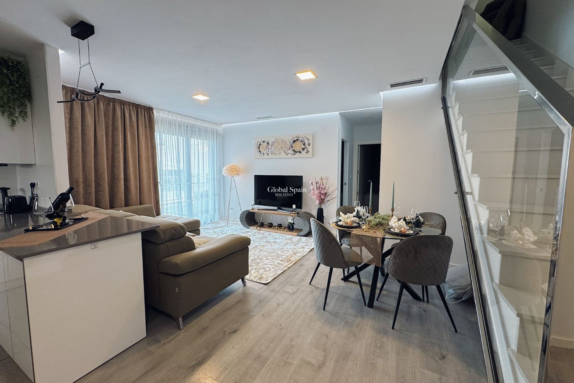 Revente - PENTHOUSE -
ORIHUELA COSTA - Costa Blanca