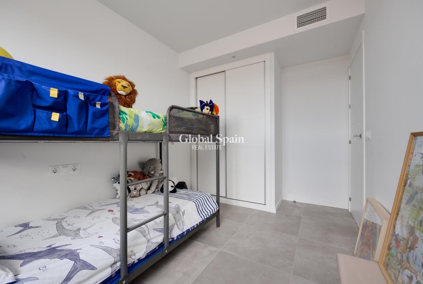Revente - PENTHOUSE -
ORIHUELA COSTA - Costa Blanca