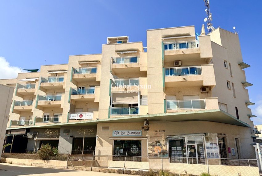 Revente - PENTHOUSE -
ORIHUELA COSTA - Costa Blanca