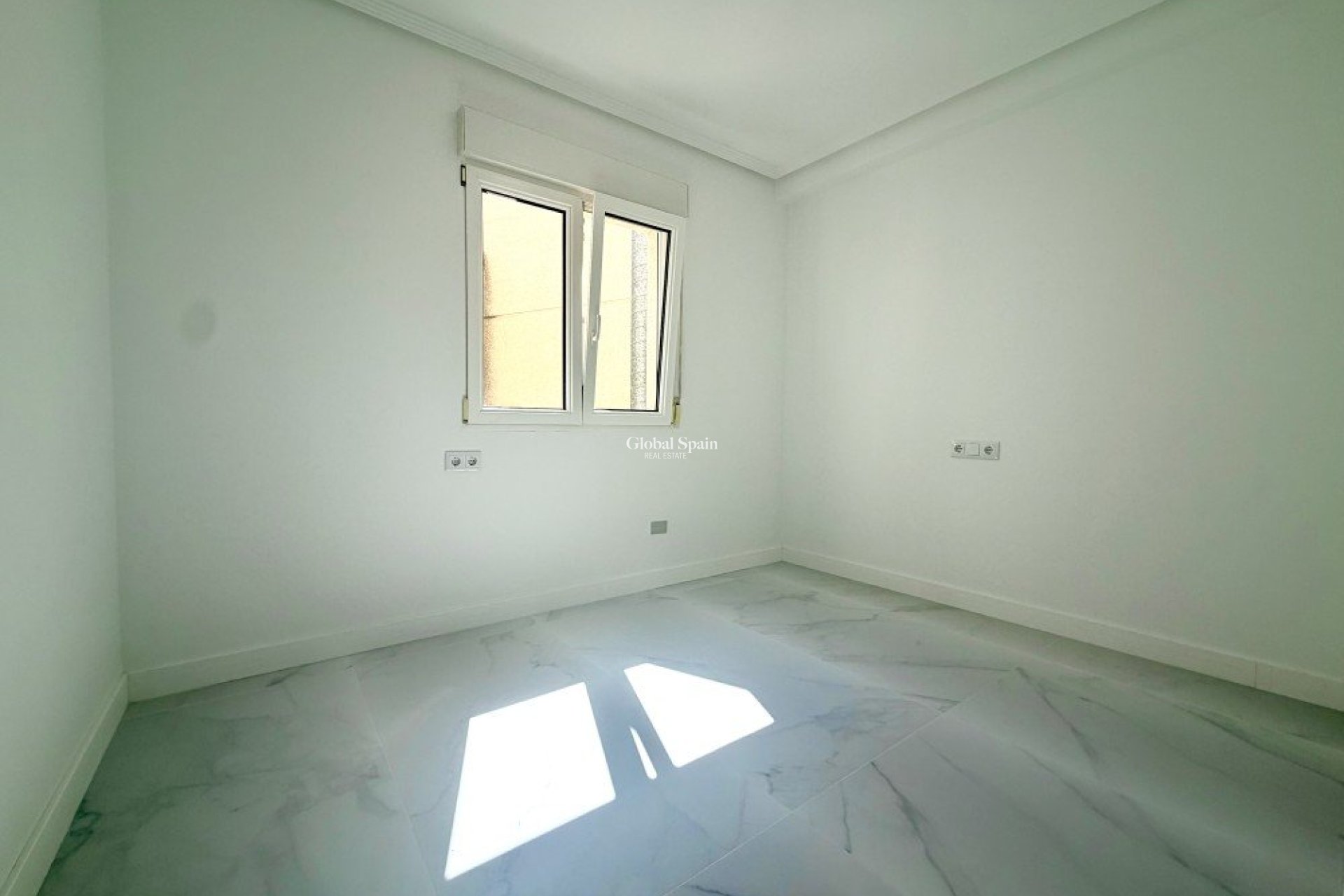 Revente - PENTHOUSE -
ORIHUELA COSTA - Costa Blanca