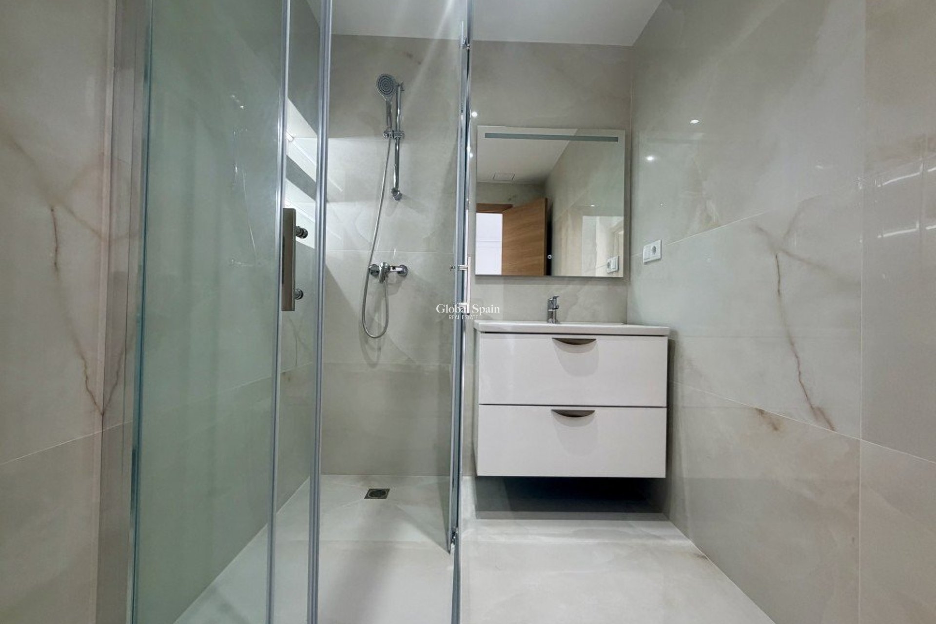Revente - PENTHOUSE -
ORIHUELA COSTA - Costa Blanca