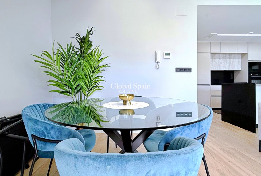 Revente - PENTHOUSE -
ORIHUELA COSTA - Costa Blanca