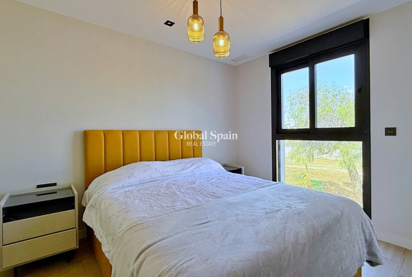 Revente - PENTHOUSE -
ORIHUELA COSTA - Costa Blanca